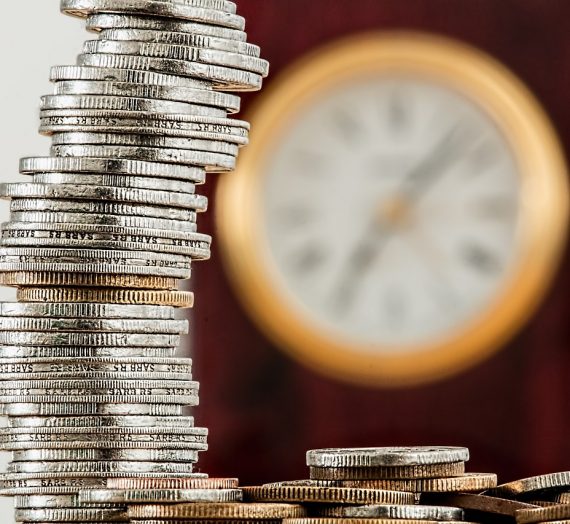 Efficient Finance: Top UK Strategies for Time-Saving Money Management